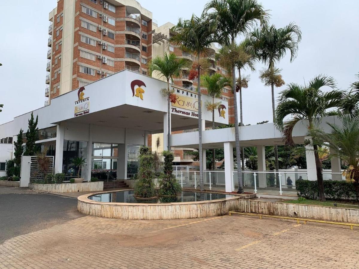 Apartamento Imperio Romano - 2 Quartos, 24Hs Piscina Caldas Novas Exteriér fotografie